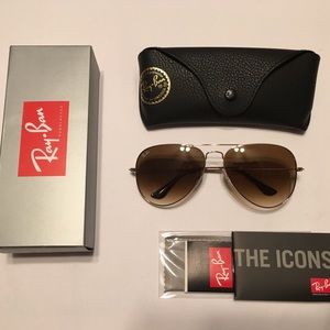 Ray Ban Aviators Model RB 3026